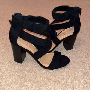 Lauren Conrad black heels. Bow detail on the ankle. Womens size 7